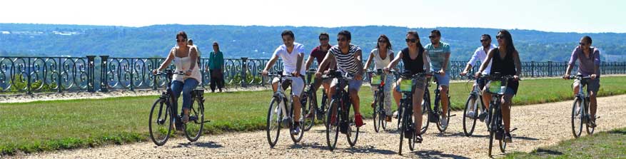 Organize a group e-bike day out